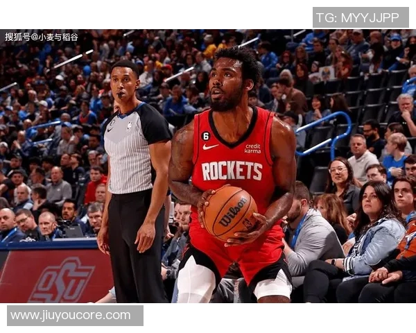 猛龙队与锋线新星朱利安里斯签约引发关注他是维密天使的弟弟