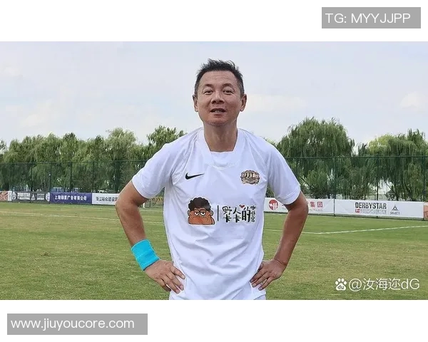 上海橘橙冲乙成功朱骏调侃海报宣传足以吸引投资者